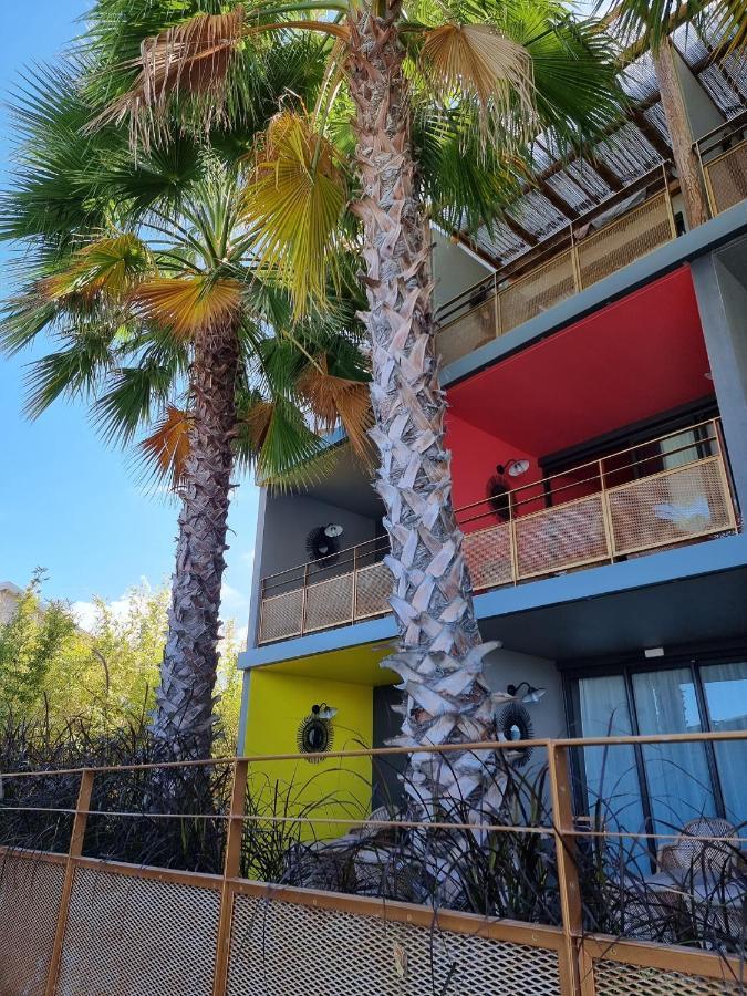 Hotel Dina Morgabine Saint Gilles Exteriér fotografie